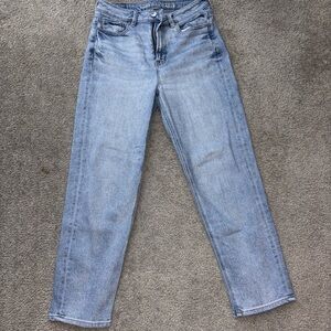 American Eagle high waisted mom jeans